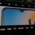 OnePlus 6T ufficiale: lettore di impronte sotto il display e modalità notte