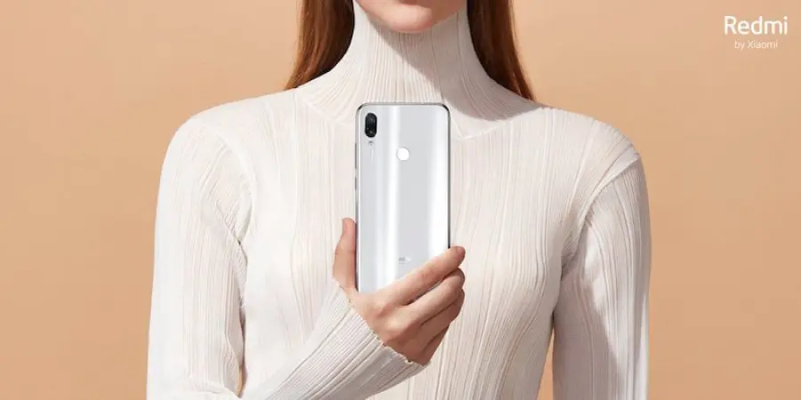 Redmi Note 7: la colorazione Moonlight White arriva in Italia