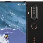 Nokia X71: foro nello schermo e tripla fotocamera posteriore