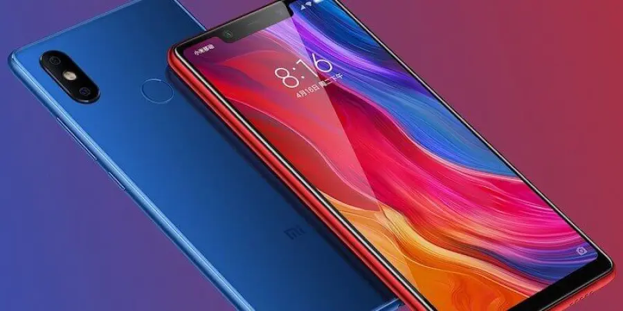 Xiaomi Mi 8: arrivano modalità notturna e video a 960 fps